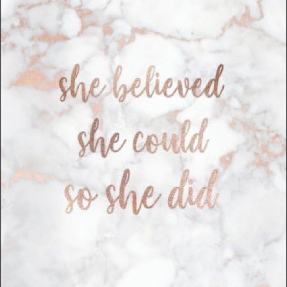 Meet your Posher, Roxy